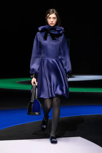 Look 70